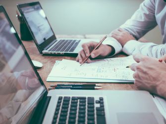 Sicherheit geht vor: Warum Datenschutz für Immobilienmakler unerlässlich ist